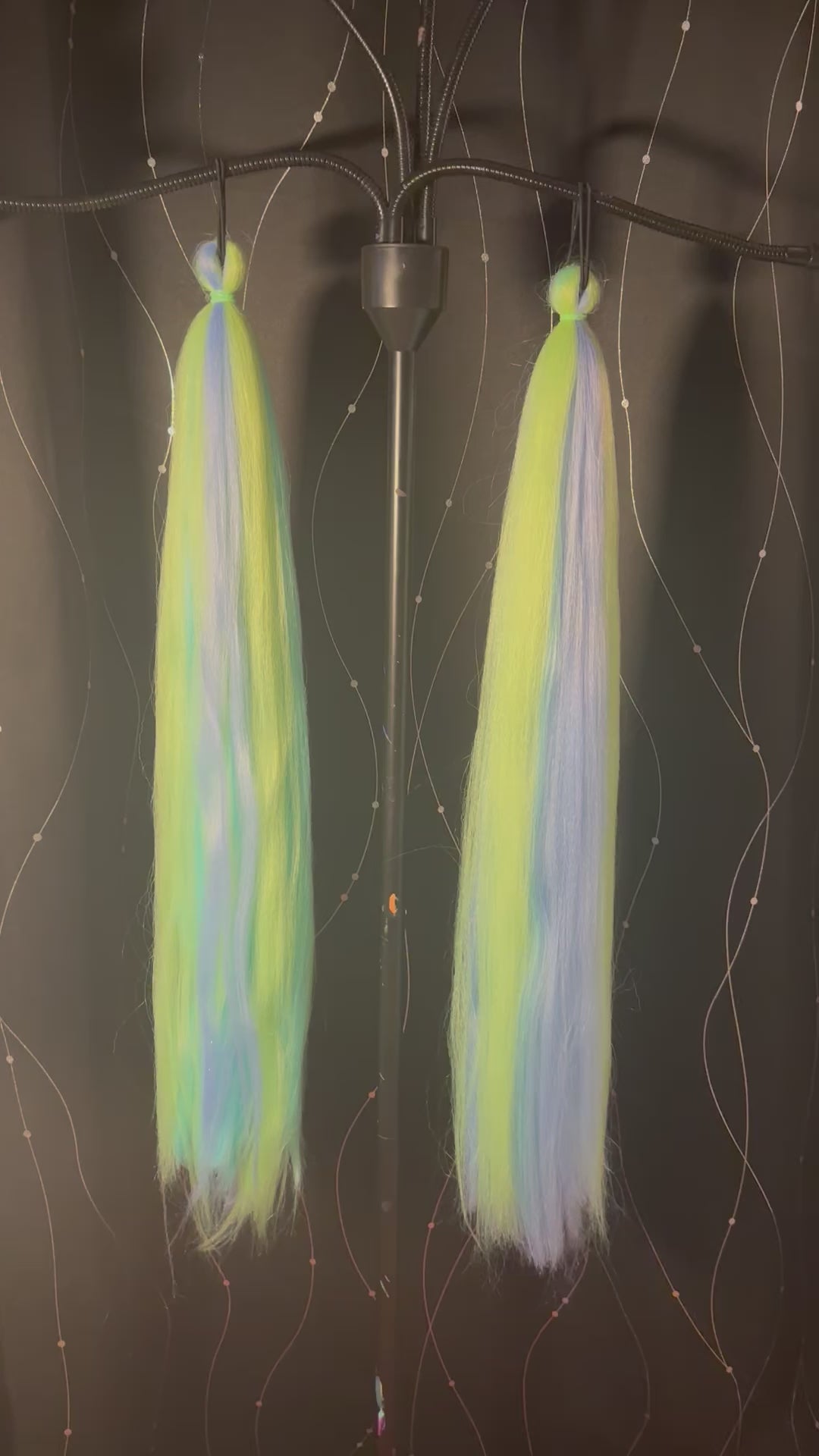 Space Cadet Vibe Tail Intro Video - 26 inches long, 6 pieces per pony, 2 ponytails. Neon green ombre with sky blue and teal hair, loops, braids and fishtails!